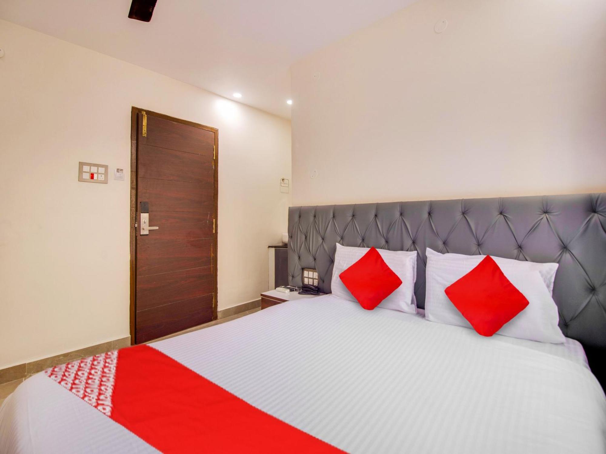 Hotel O Rr Residency Khammam エクステリア 写真